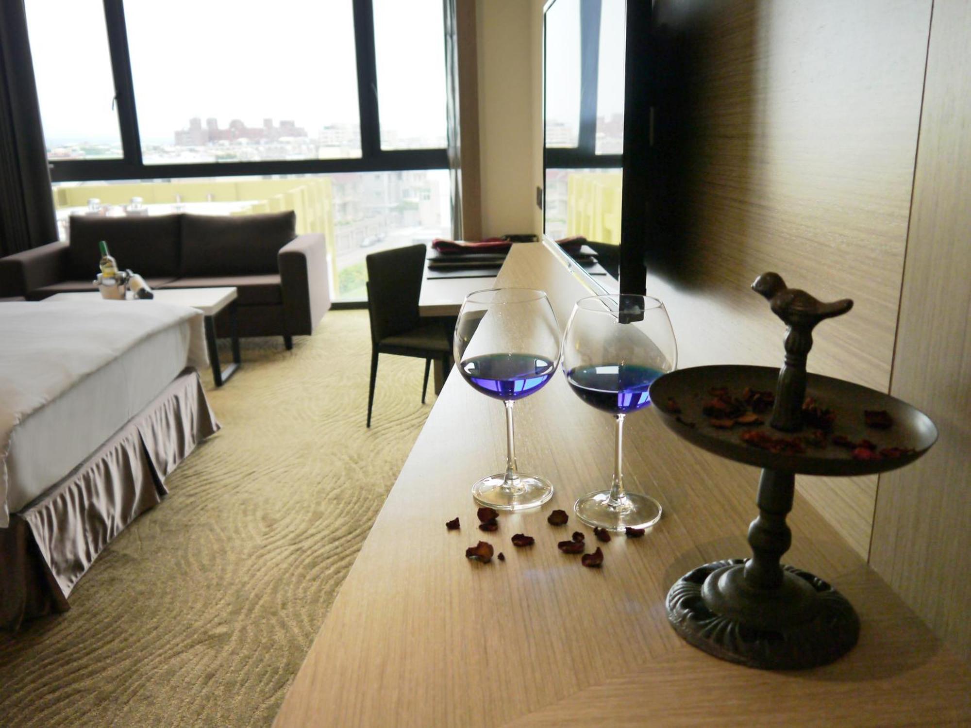 Look Royal Resort Chiayi Rom bilde A suite at the hotel