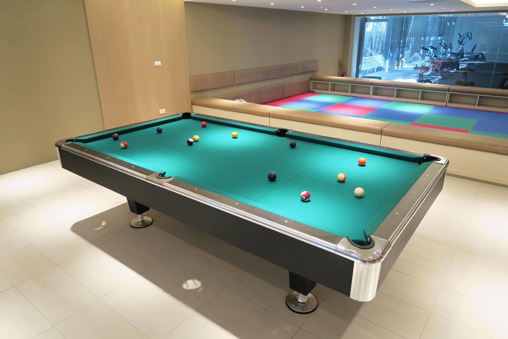 Look Royal Resort Chiayi Eksteriør bilde Pool table